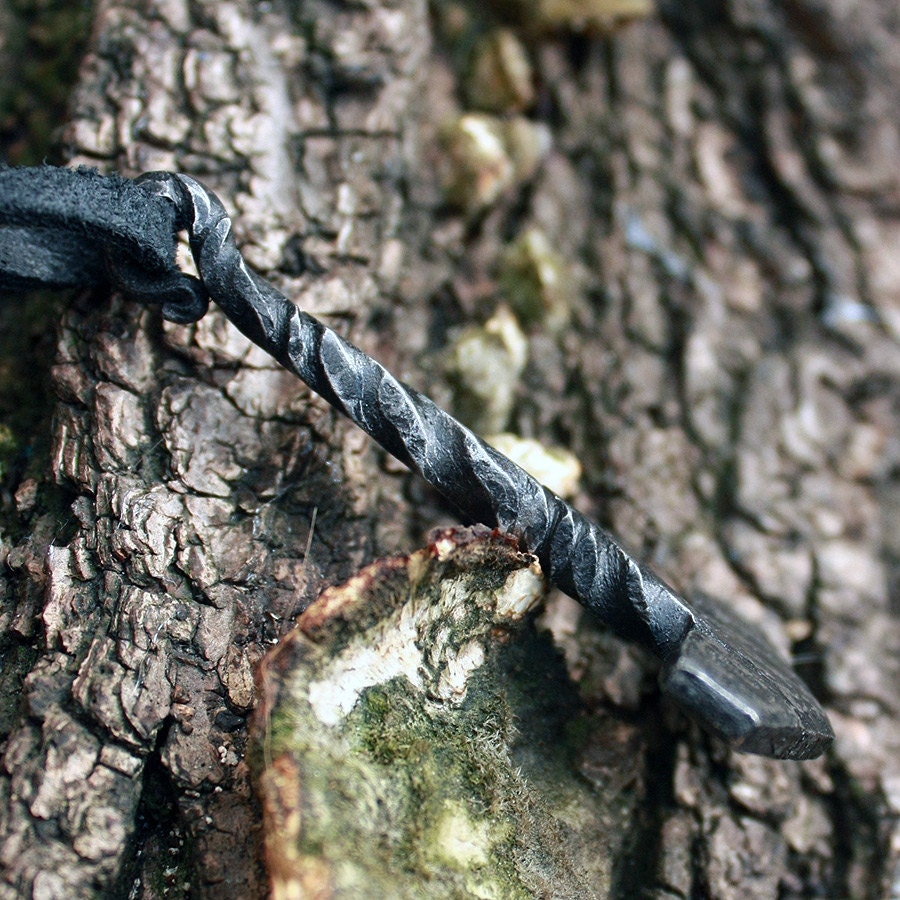 Viking Thor's Hammer Necklace - Forged Iron Viking Thor Hammer Handmade Mjolnir Nordic Pagan