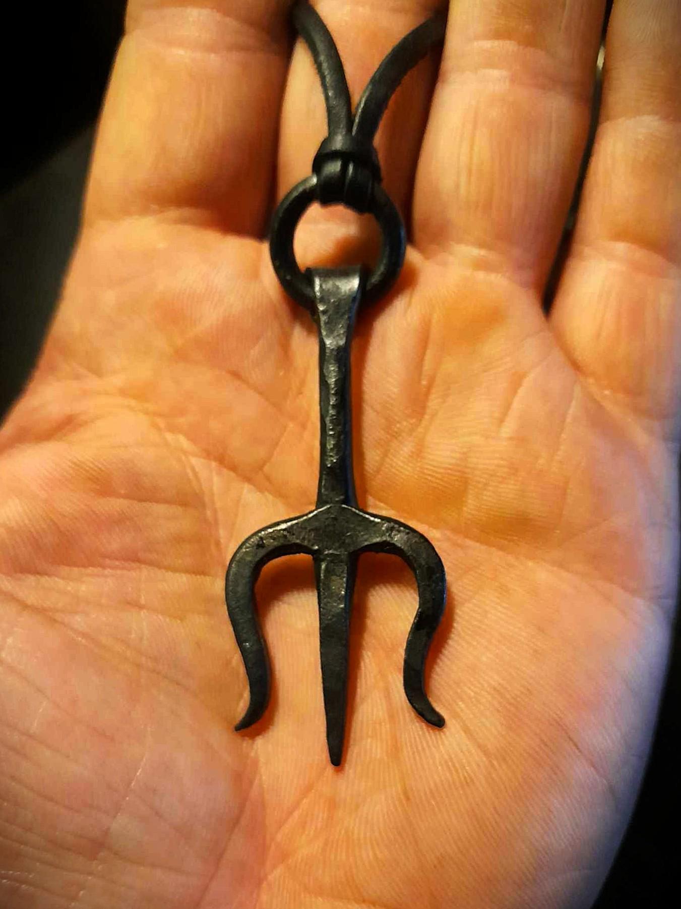 Viking Thor's Hammer Necklace - Viking Hand forged Yggdrasil Thor’s Hammer Pendant – Symbol of