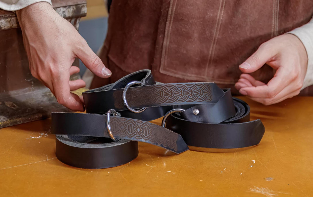 Viking Costume & LARP - Medieval Leather Belt Accessories Set, Viking Cosplay, Renaissance Faire