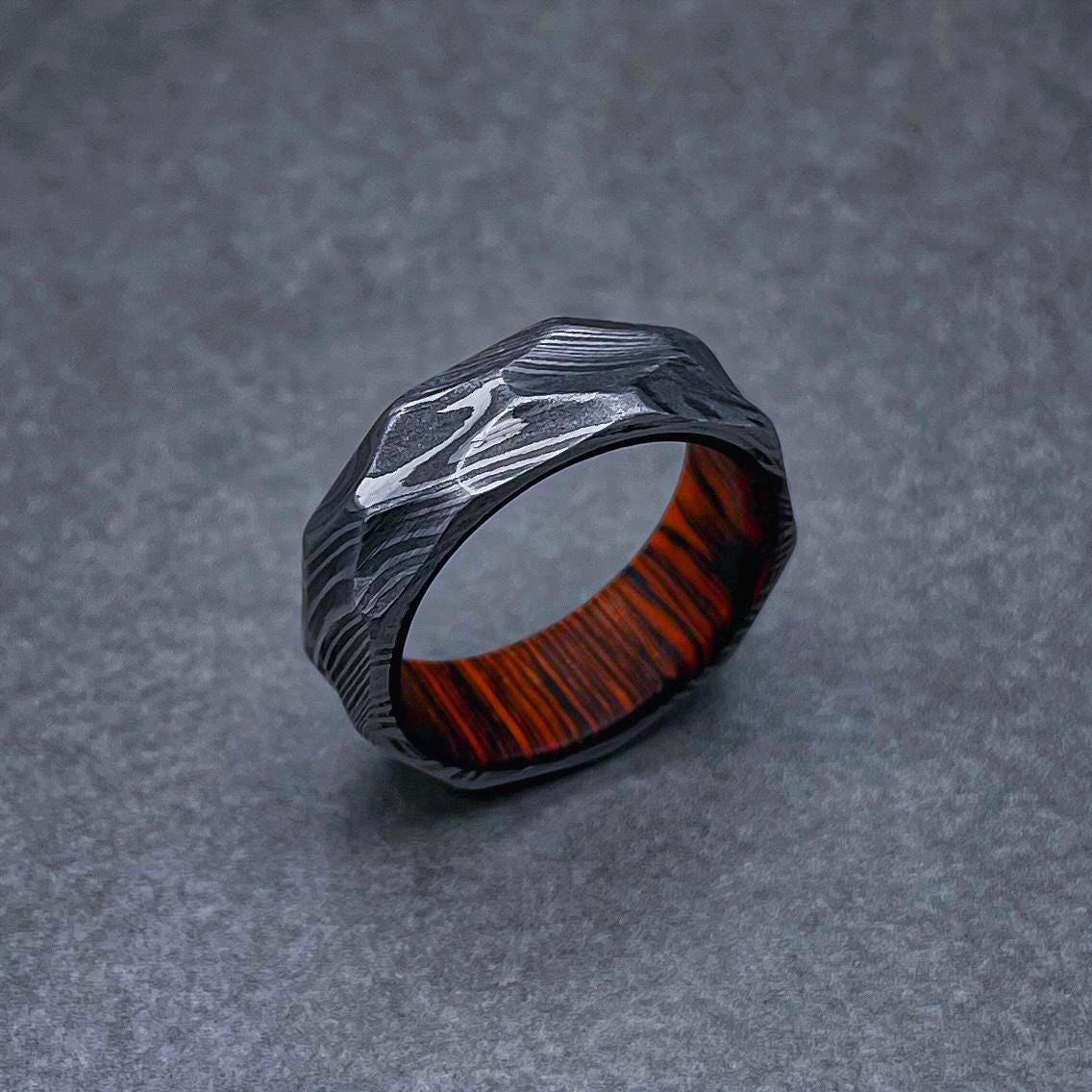 Viking Ring - Viking Damascus Ring, Rock Hammered Band, Mens Wedding Band, Norse Ring, Anniversary