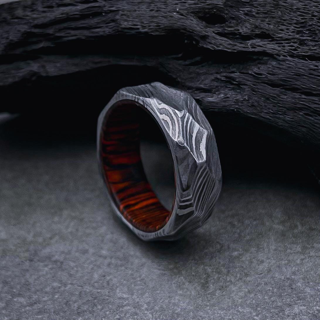 Viking Ring - Viking Damascus Ring, Rock Hammered Band, Mens Wedding Band, Norse Ring, Anniversary