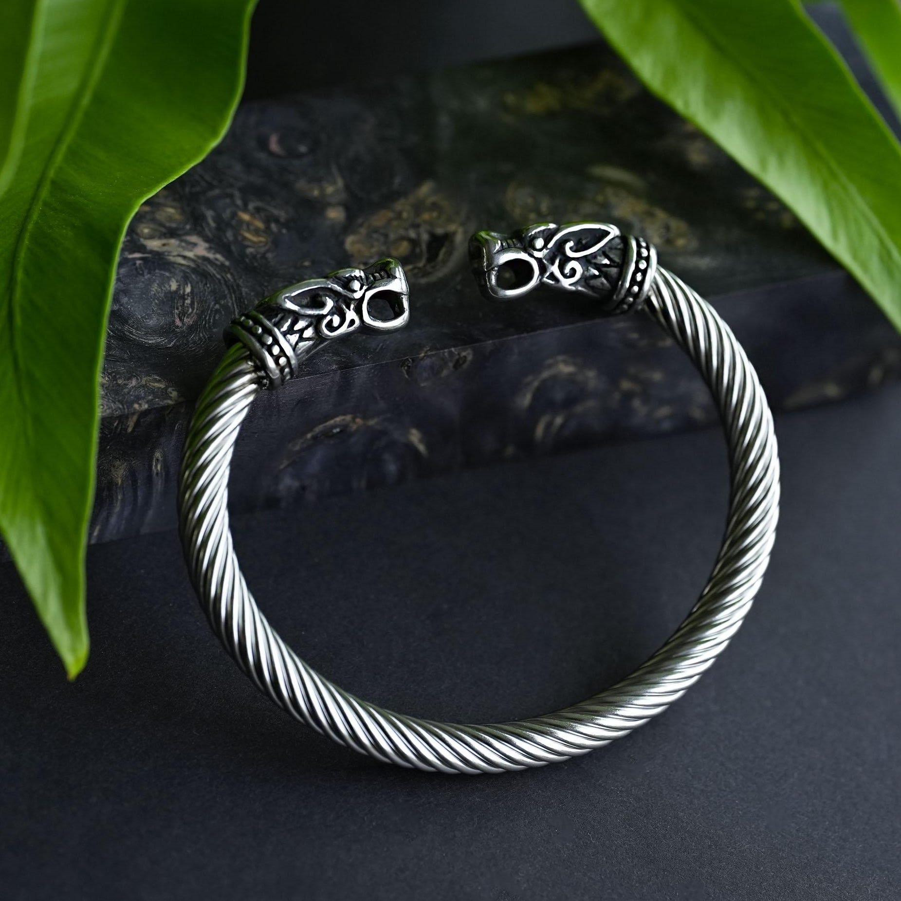 Viking Wolf Ring - Viking Wolf Head Torque Cuff Bracelet - Stainless Steel Fenrir Norse Arm Ring