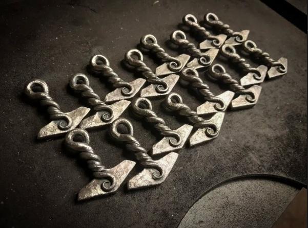 Viking Thor's Hammer Necklace - Viking Hand forged Yggdrasil Thor’s Hammer Pendant – Symbol of