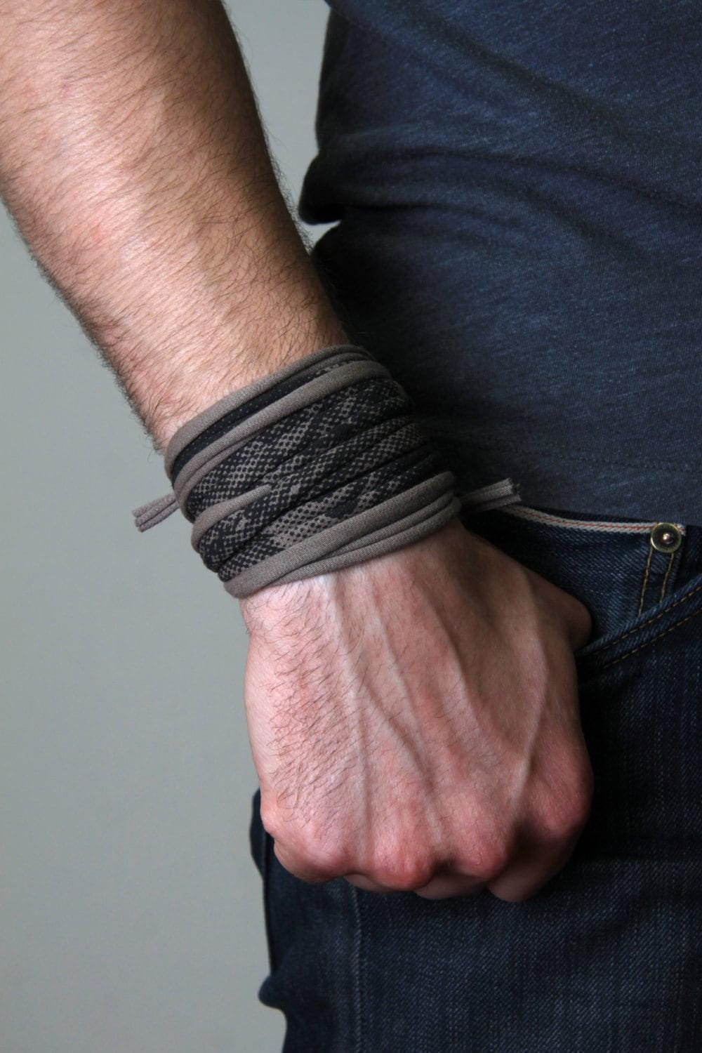 Viking Bracelet - Handcrafted Damascus Steel Square Cube Beaded Bracelet – Nordic Viking Geometric