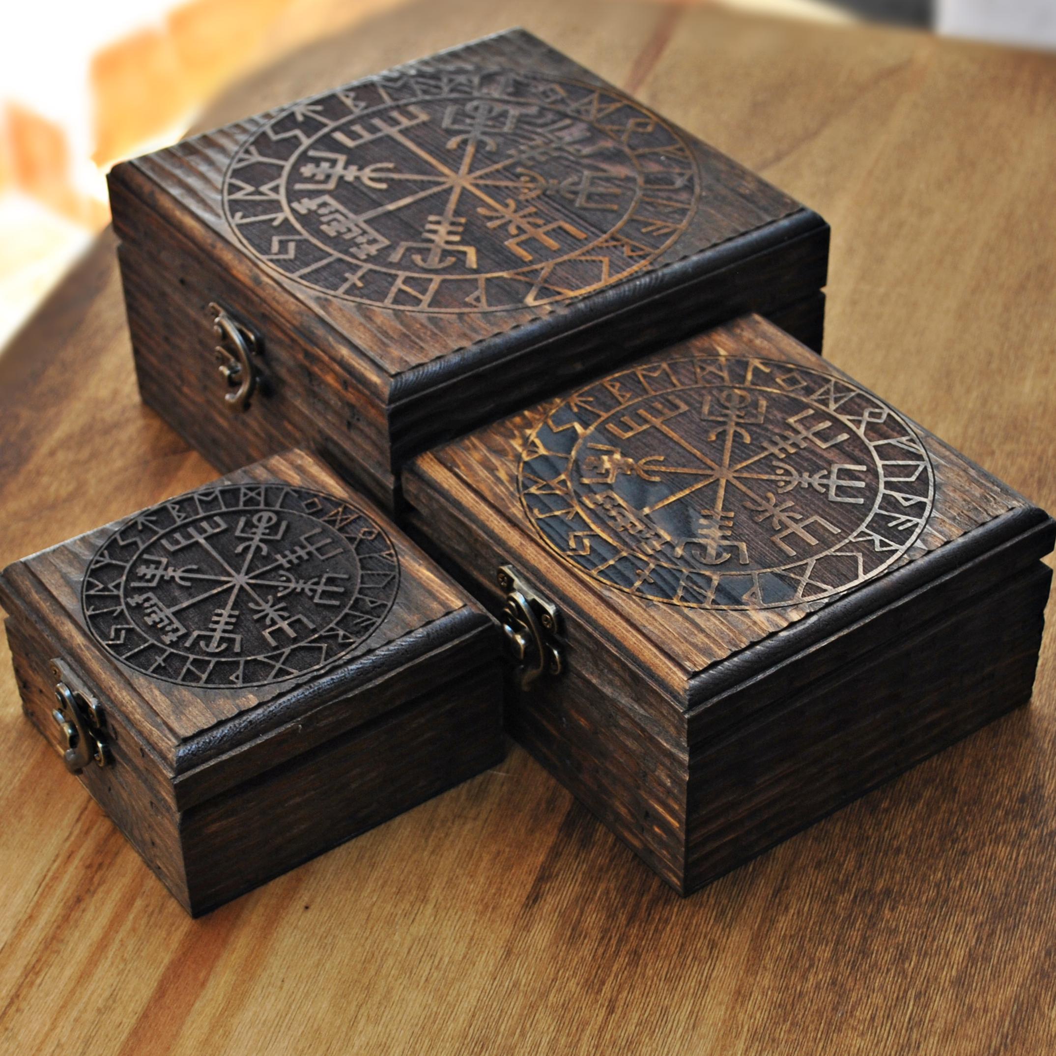 Viking Rune Home Decor - Wooden box engraved with the Rune of Eternal Love – Personalized box for