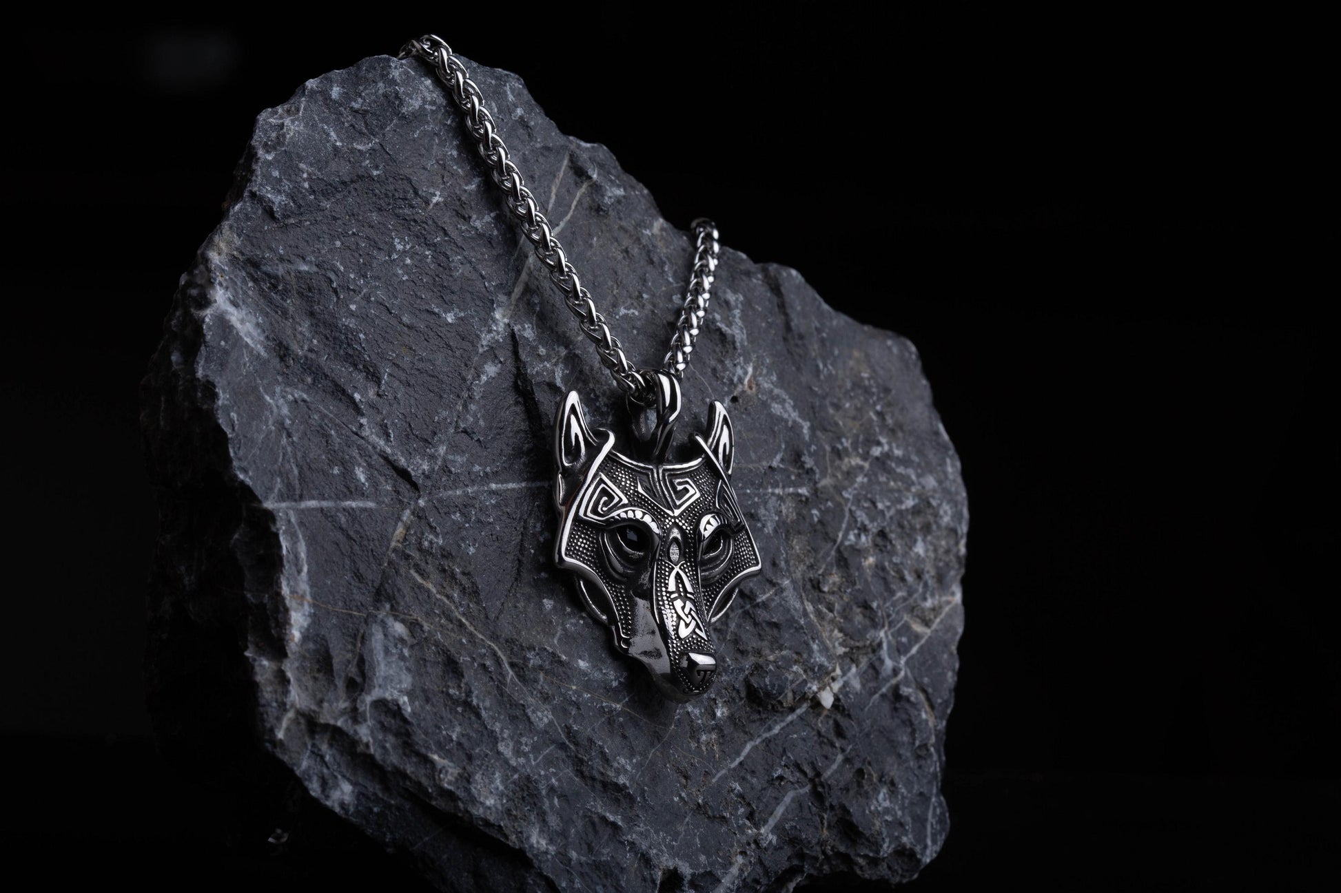 Viking Wolf Necklace - Men's Titanium Steel Viking Wolf Axe Pendant Necklace, Norse Mythology