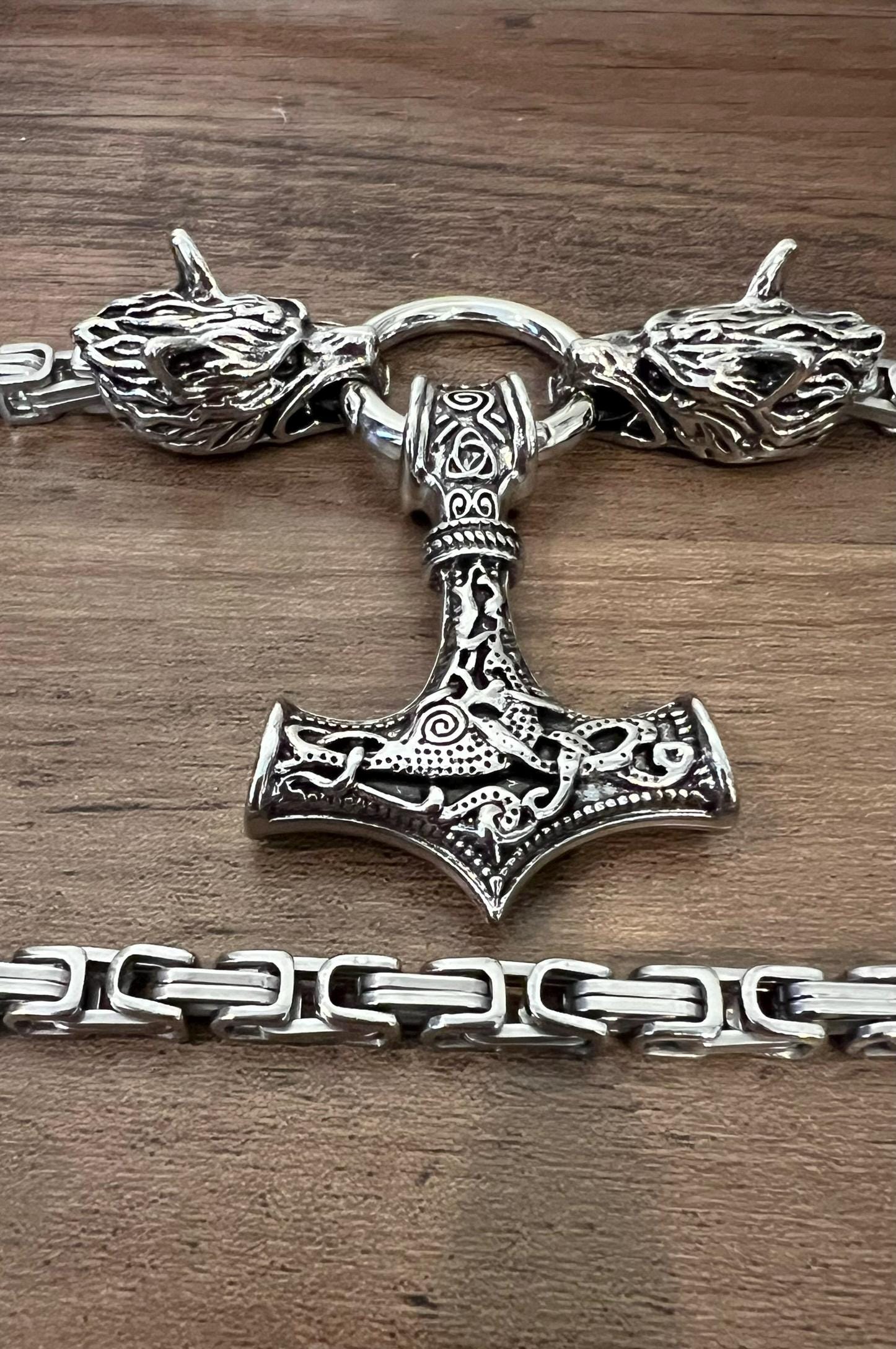 Viking Thor's Hammer Necklace - Viking Stainless Steel Hammer Pendant Necklace, Wolf Head Norse