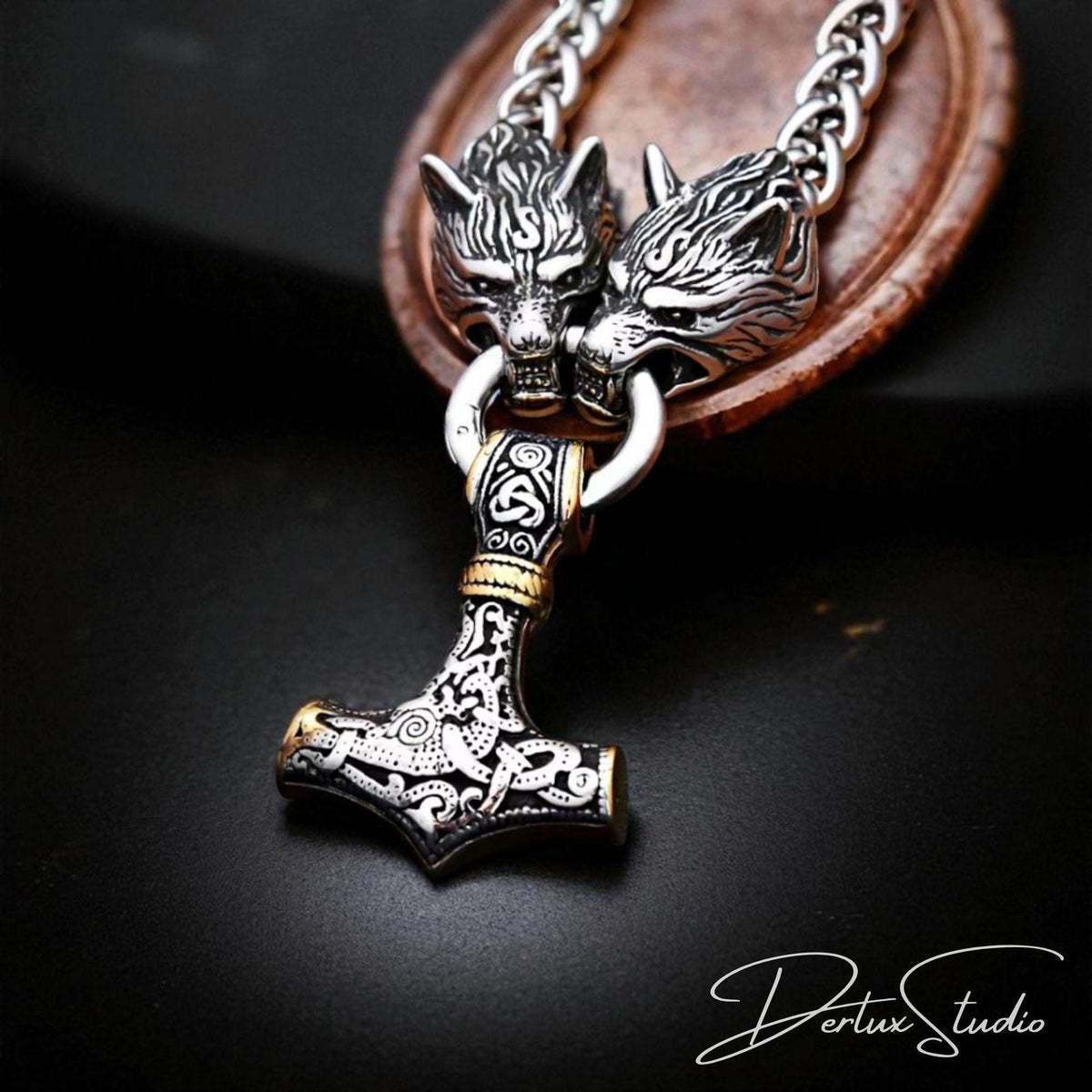 Viking Thor's Hammer Necklace - Wolf Head Thor's Hammer Necklace: Stainless Steel Viking Mjolnir