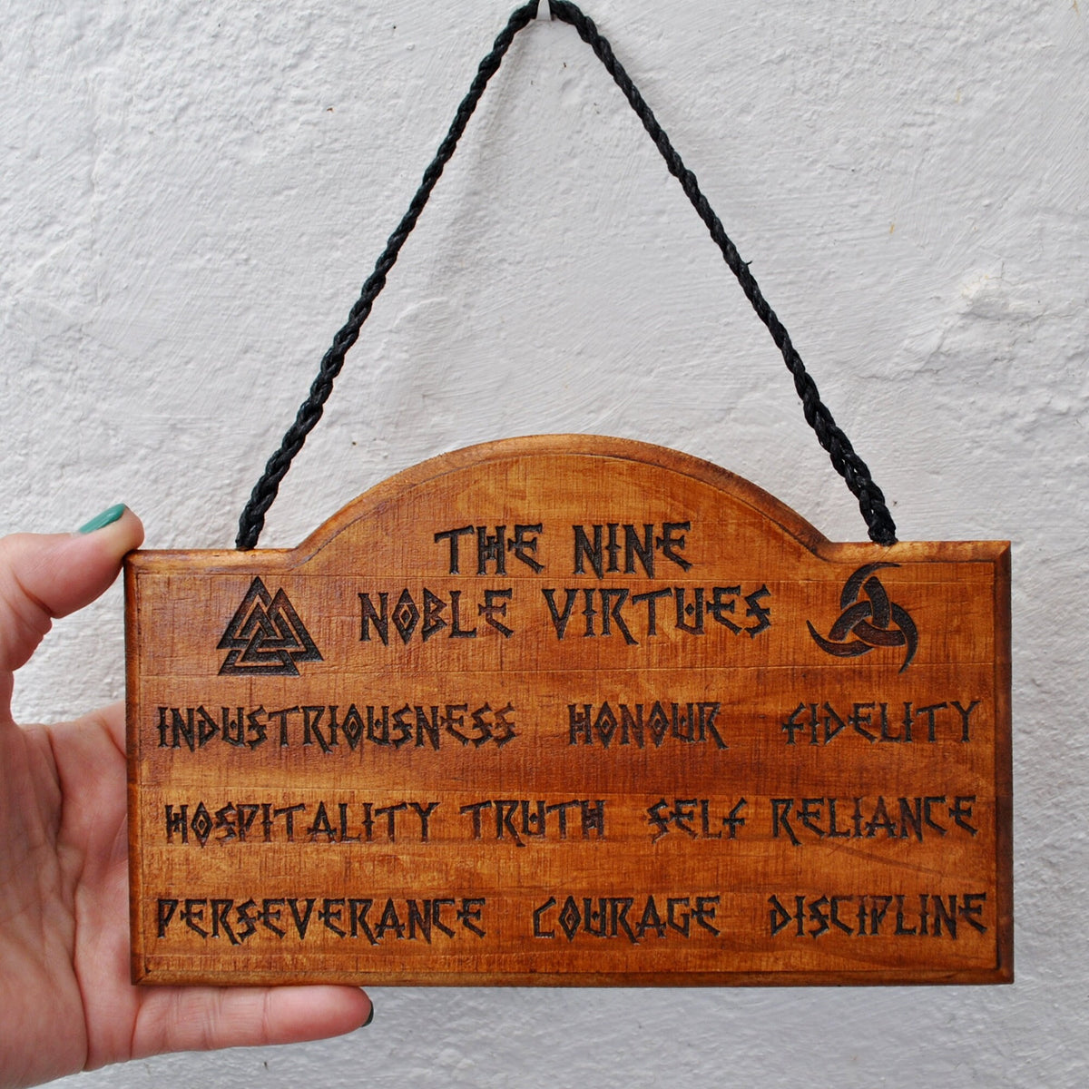 Viking Rune Home Decor - Wooden box engraved with the Rune of Eternal Love – Personalized box for