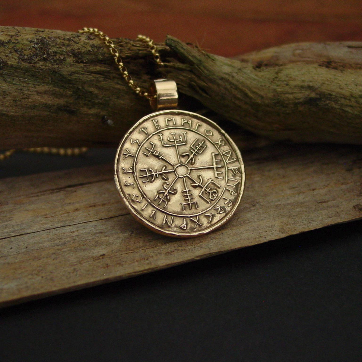 Viking Vegvisir Compass Necklace - Wayfinder Pendant: Hand-Carved Bronze Nordic Vegvisir Viking