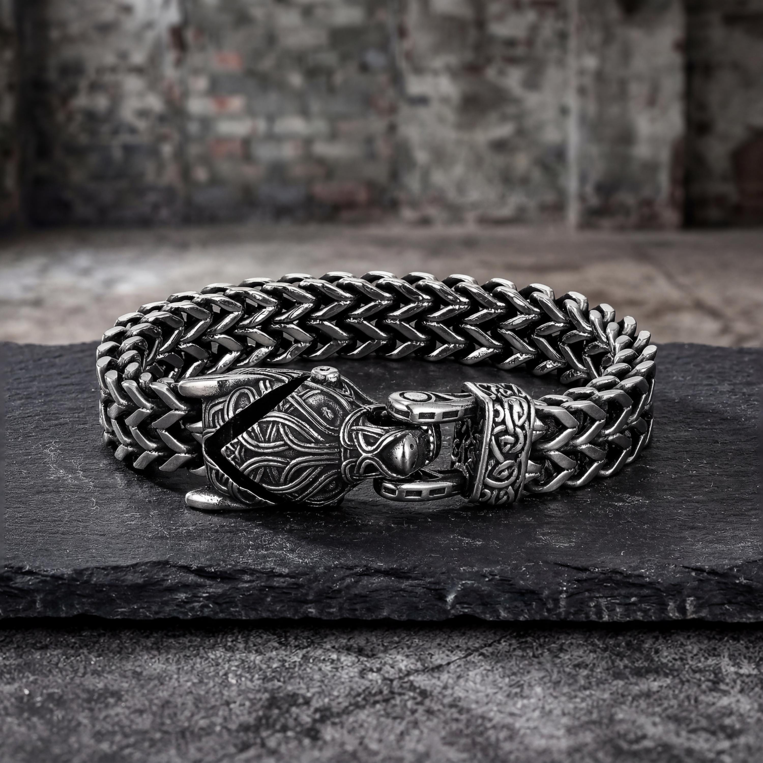 Viking Wolf Bracelet - New Nordic Viking stainless steel men's bracelet, thick wolf head bracelet