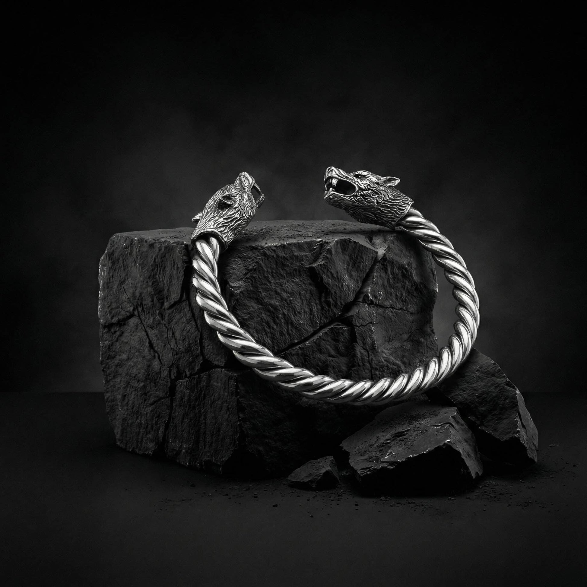 Viking Wolf Ring - Viking Wolf Head Torque Cuff Bracelet - Stainless Steel Fenrir Norse Arm Ring