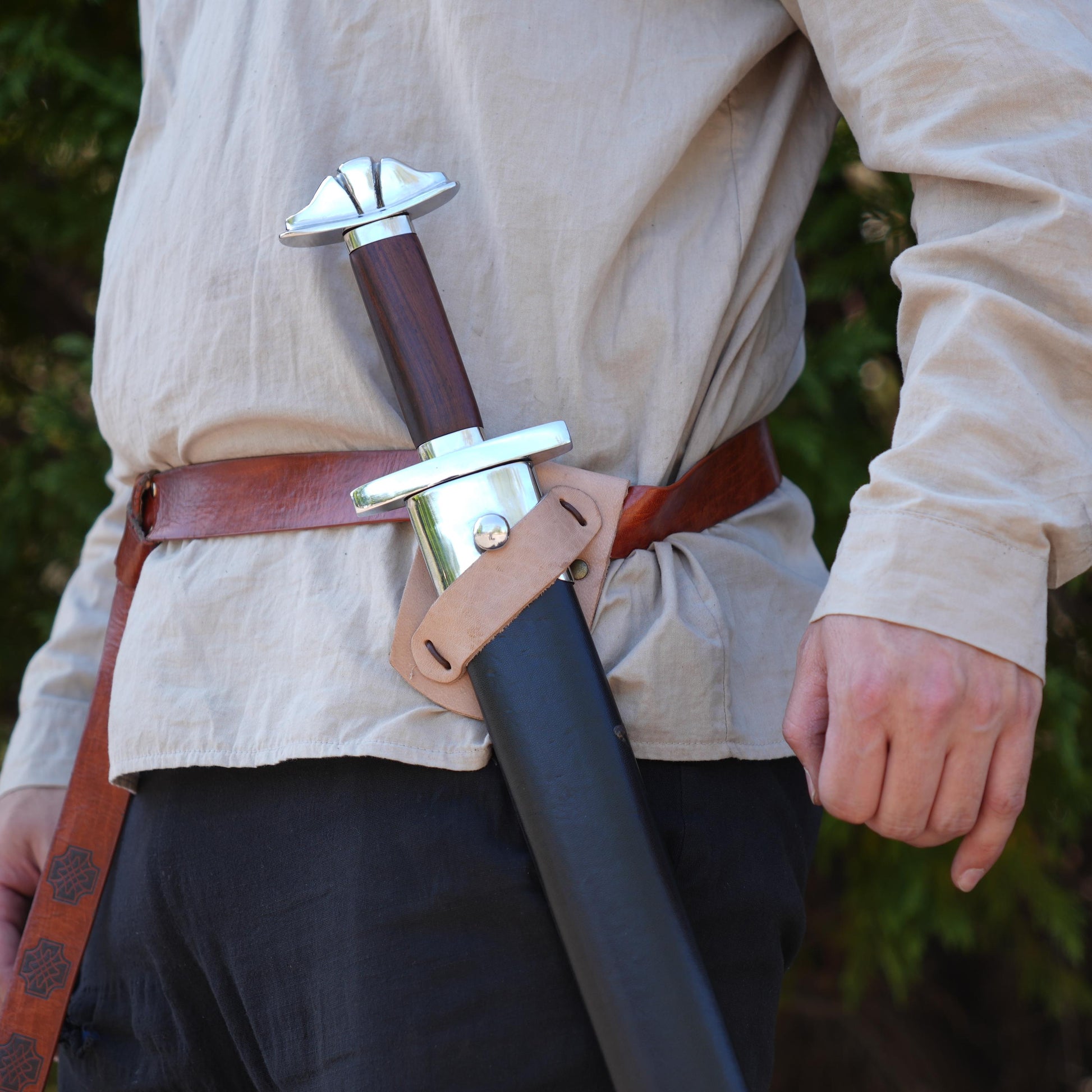 Viking Costume & LARP - Renaissance Festival Cosplay Larp Accessory Leather Holster Cosplay