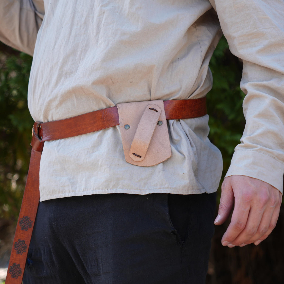 Viking Costume & LARP - Renaissance Festival Cosplay Larp Accessory Leather Holster Cosplay