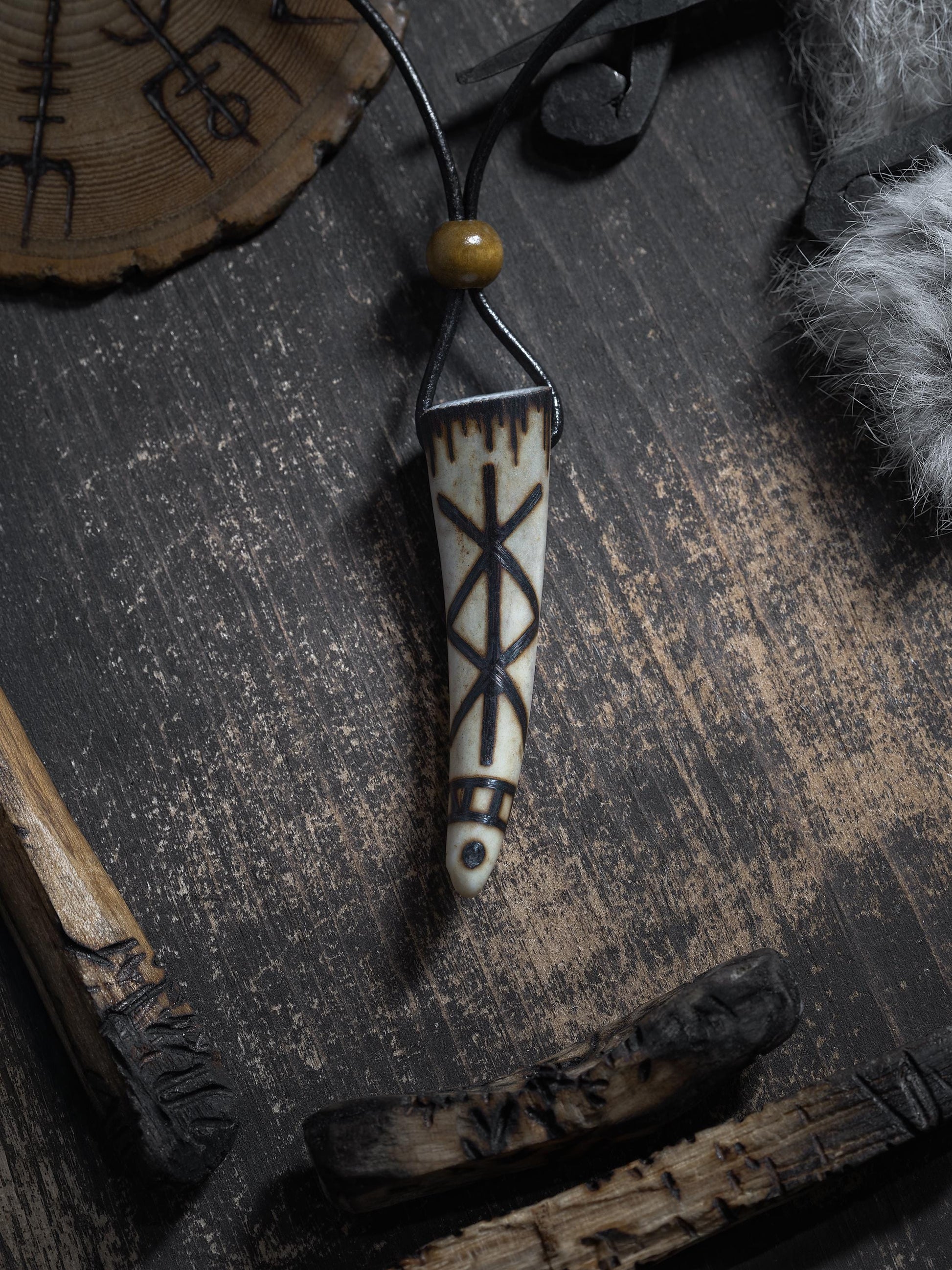 Viking Rune Necklace - Protection BindRune, Antler Pendant, Viking Rune