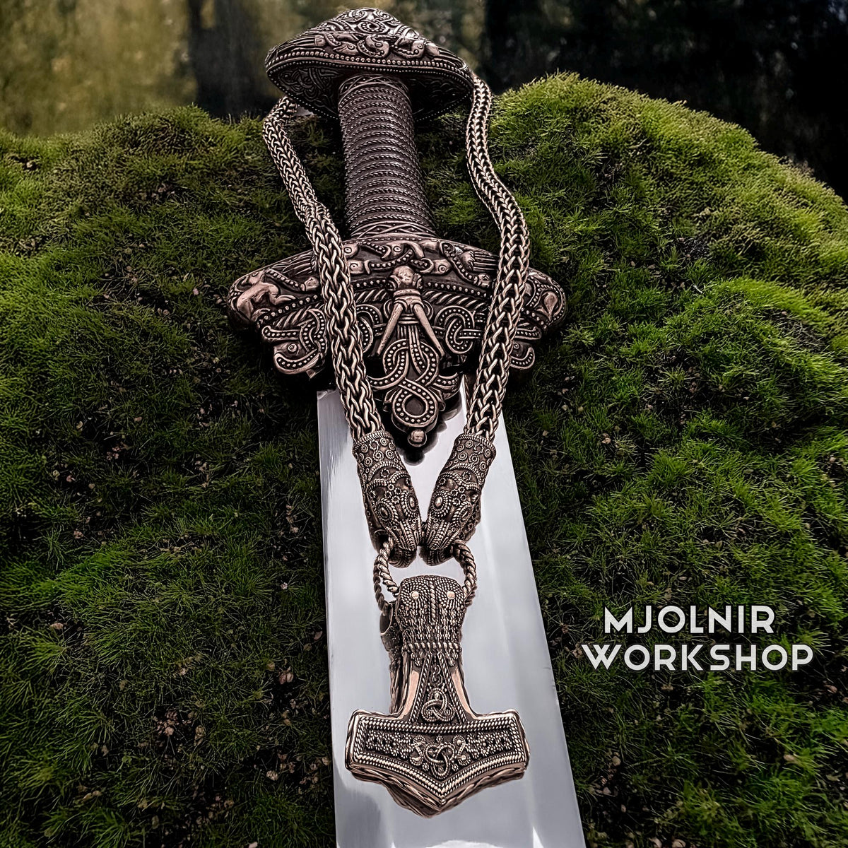 Viking Raven Necklace - Raven Head Viking Chain: Bronze Norse Necklace Replica