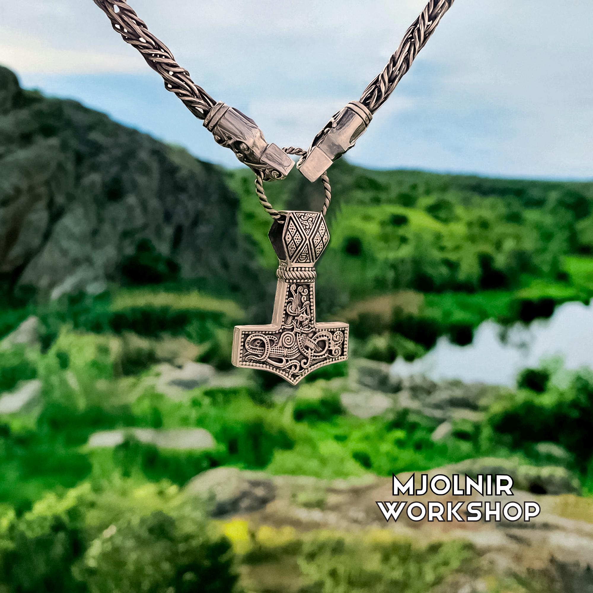 Viking Wolf Necklace - Bronze Viking Chain Wolf Head Necklace - Gotland Replica