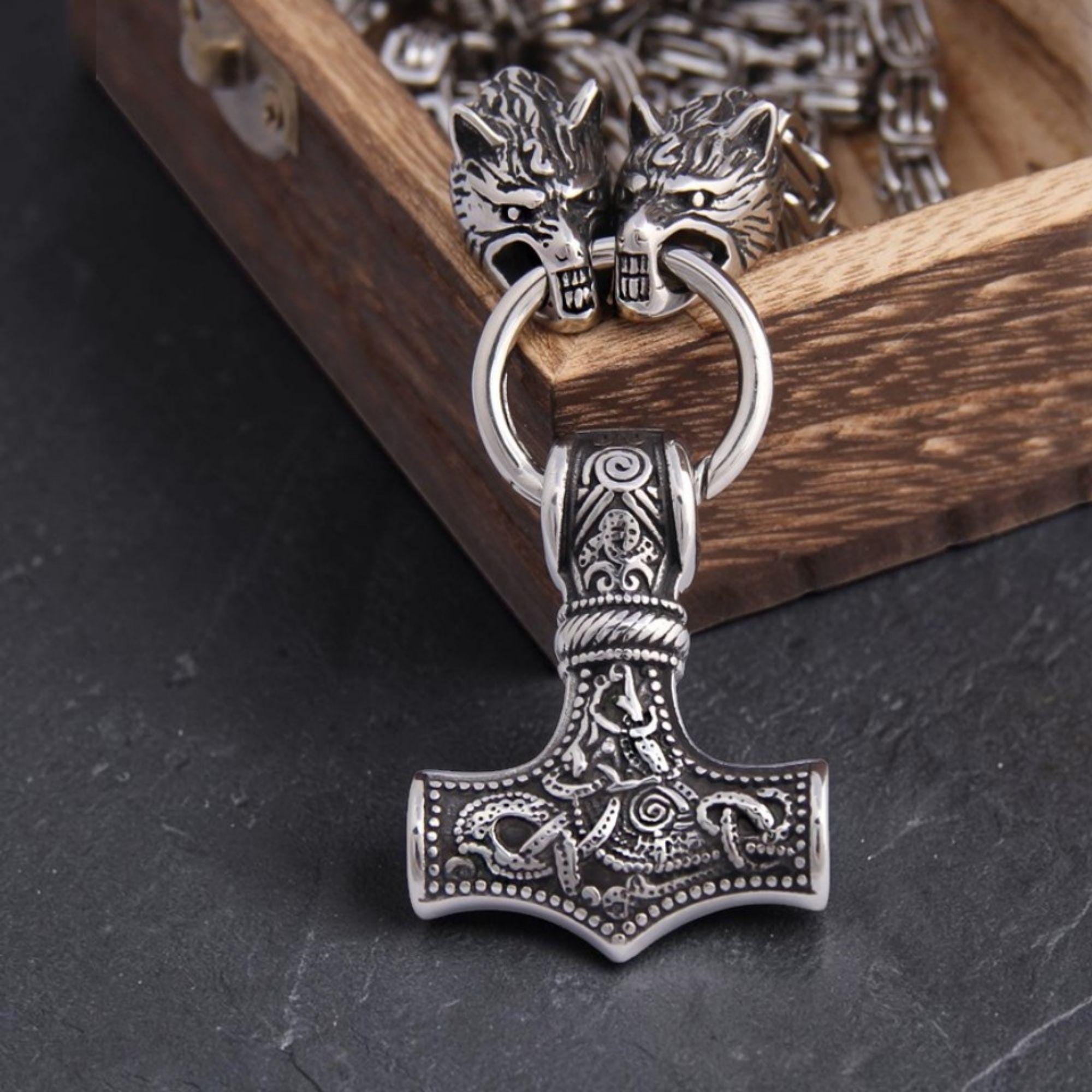 Viking Thor's Hammer Necklace - Wolf Head Thor's Hammer Necklace: Stainless Steel Viking Mjolnir
