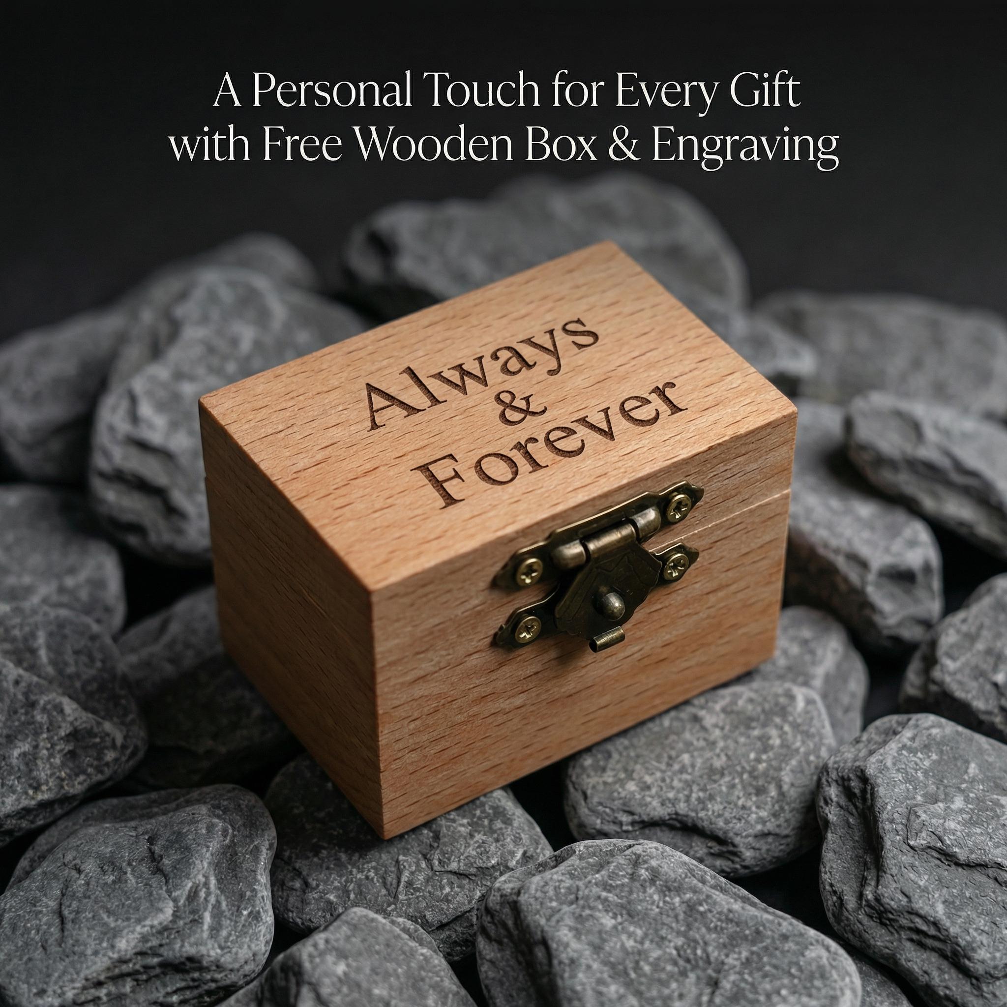 Viking Ring - Viking Damascus Ring, Rock Hammered Band, Mens Wedding Band, Norse Ring, Anniversary