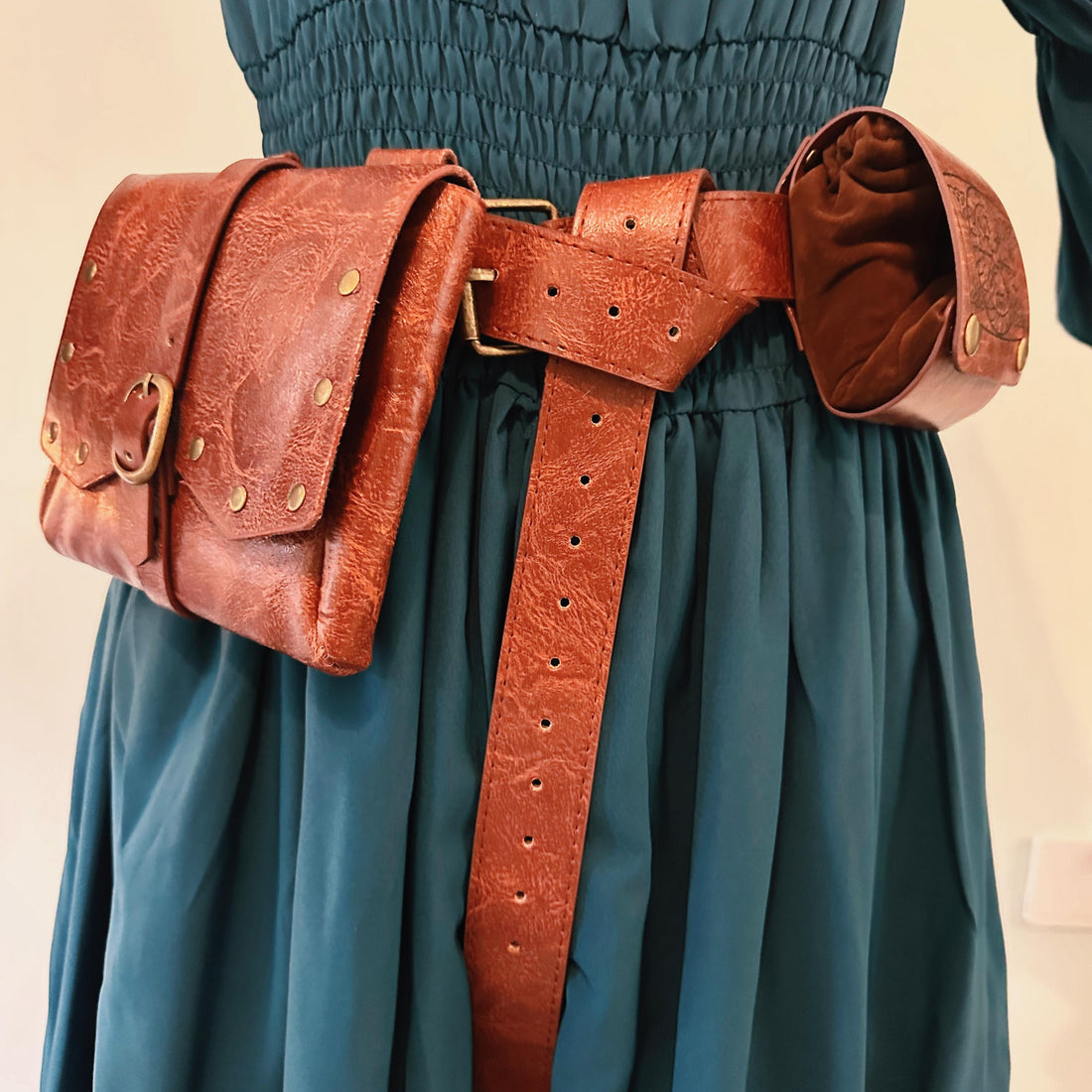 Viking Vegvisir Compass Costume & LARP - 3-Piece Medieval Belt & Pouch Set -Norse Vegvisir Rune