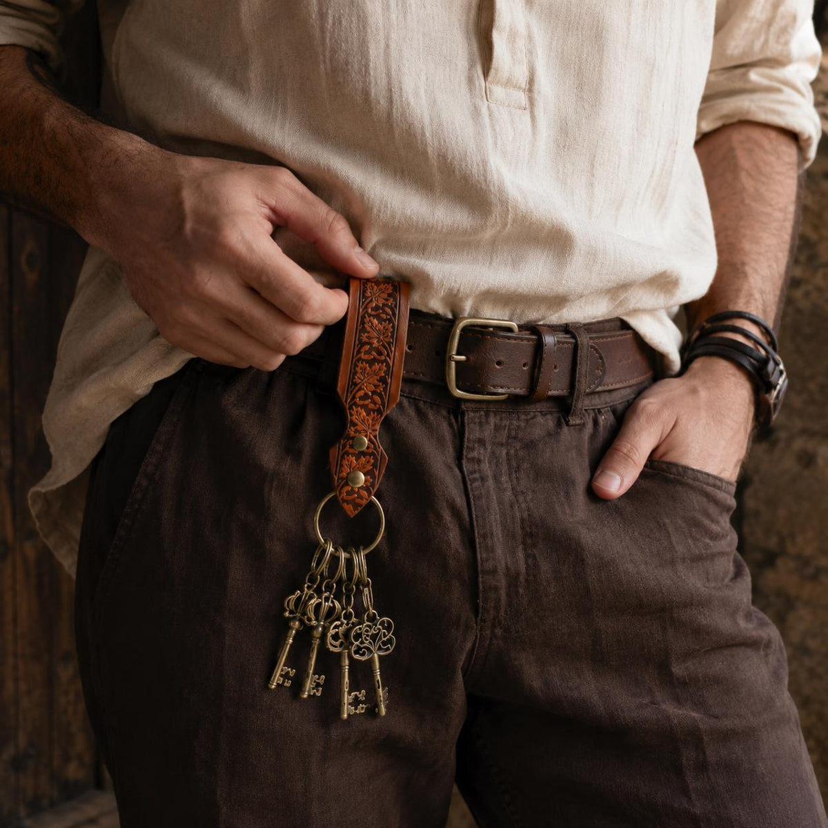 Viking Ring - Medieval Leather Belt Key Holder, Renaissance Keychain Belt Loop, Viking Cosplay