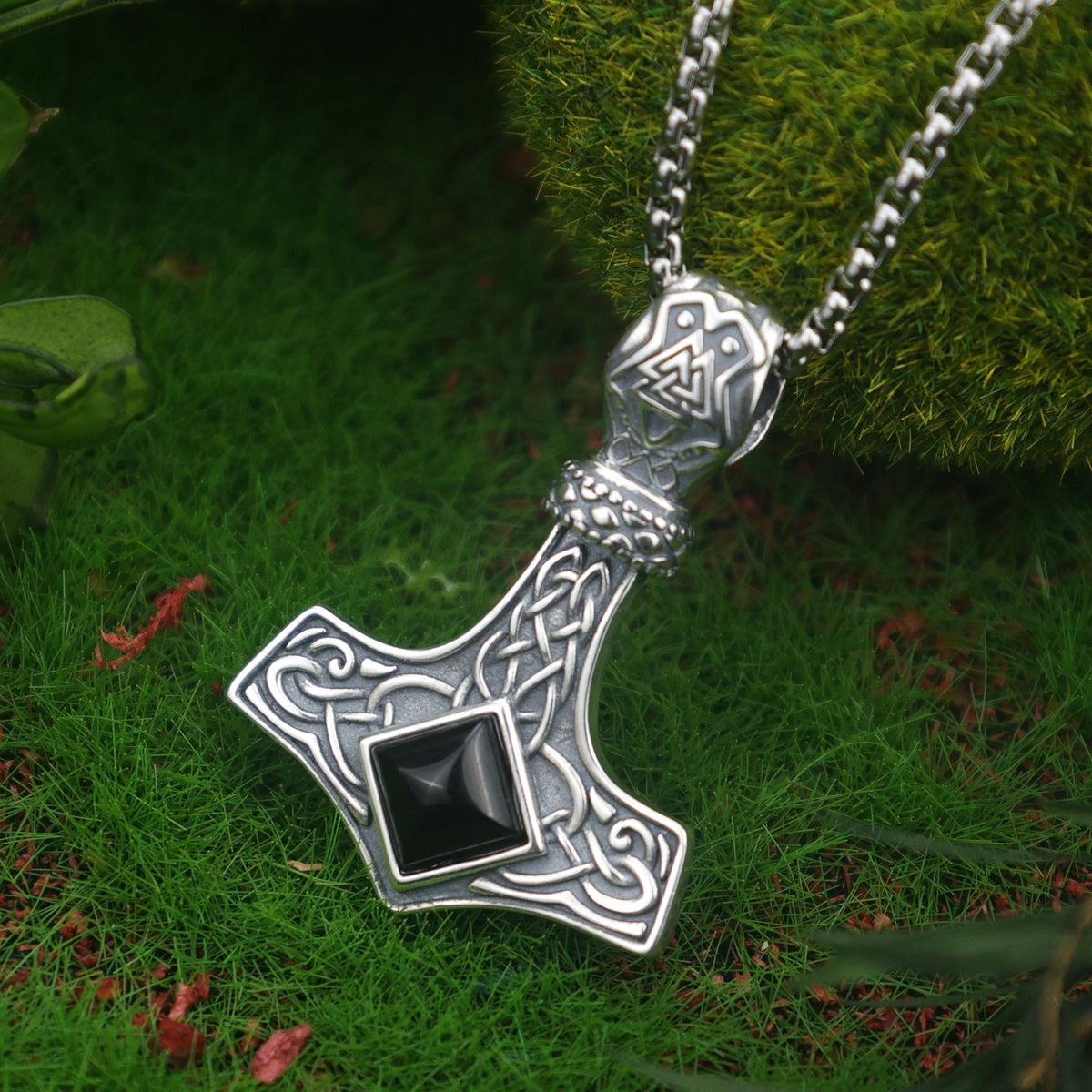 Viking Thor's Hammer Necklace - Gold Mjolnir Necklace with Wolf Heads, Viking Thor Hammer Pendant