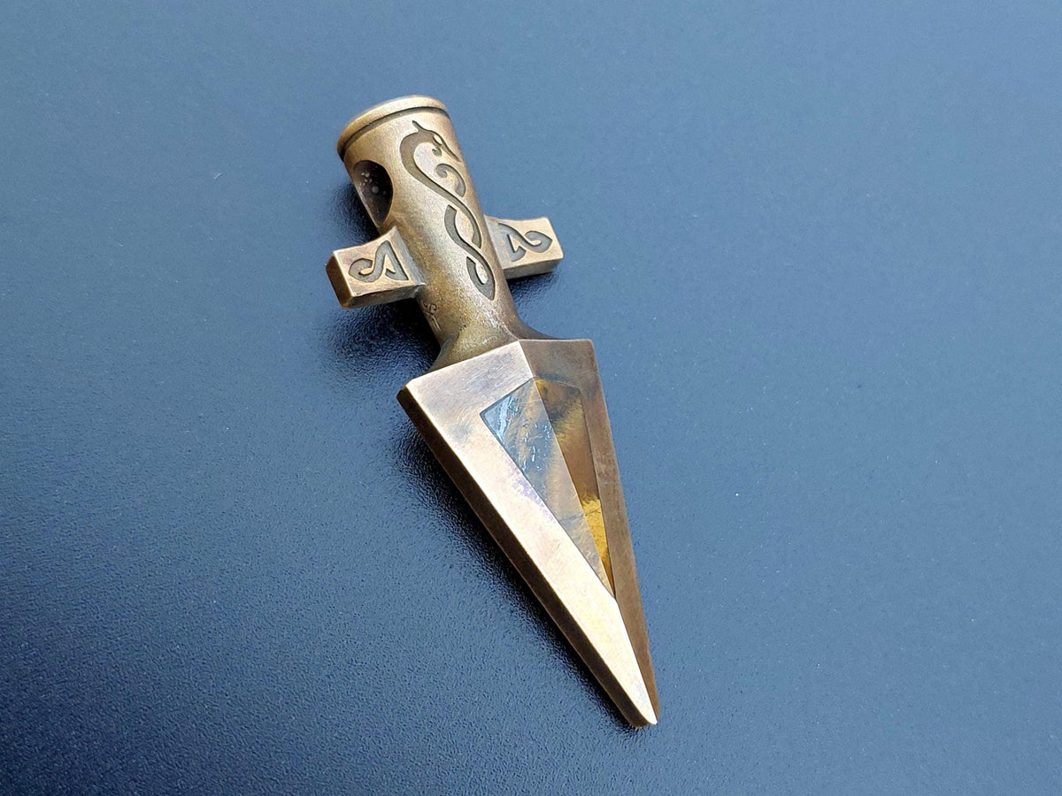 Viking Necklace - Tiger's Eye Arrowhead Pendant: Silver Viking Gungnir Necklace