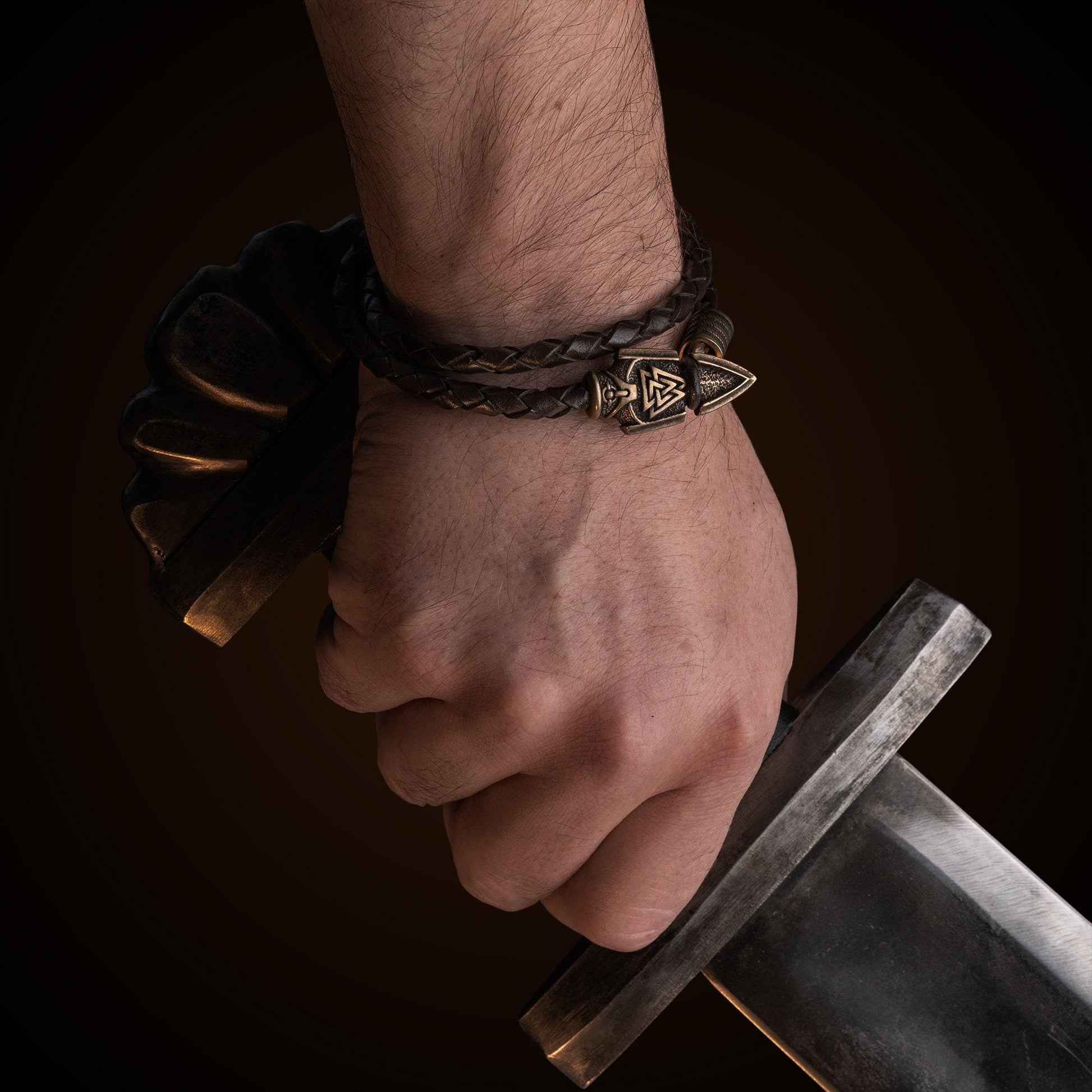 Viking Odin Bracelet - Viking Leather Bracelet with Odin's Spear Gift for Men and Women Norse