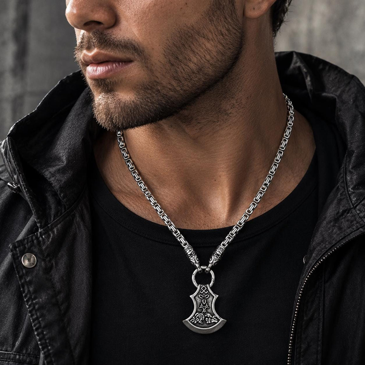 Viking Wolf Necklace - Men's Titanium Steel Viking Wolf Axe Pendant Necklace, Norse Mythology