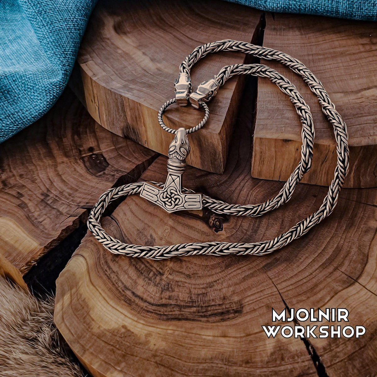 Viking Wolf Necklace - Bronze Viking Chain Wolf Head Necklace - Gotland Replica