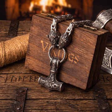Viking Thor's Hammer Necklace - Men's Viking Wolf Head Thor's Hammer Necklace, Stainless Steel