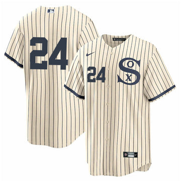 Yasmani Grandal Chicago White Sox cream jersey