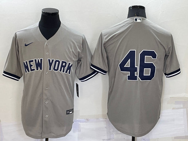 Andy Pettitte New York Yankees grey jersey