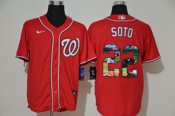 Juan Soto Washington Nationals red jersey