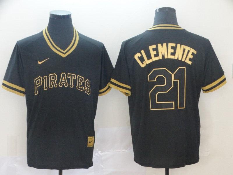Roberto Clemente Pittsburgh Pirates black Legend jersey