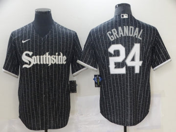 Yasmani Grandal Chicago White Sox black City Connect jersey