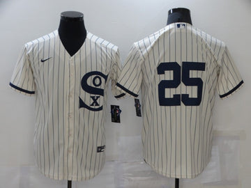 Andrew Vaughn Chicago White Sox cream jersey