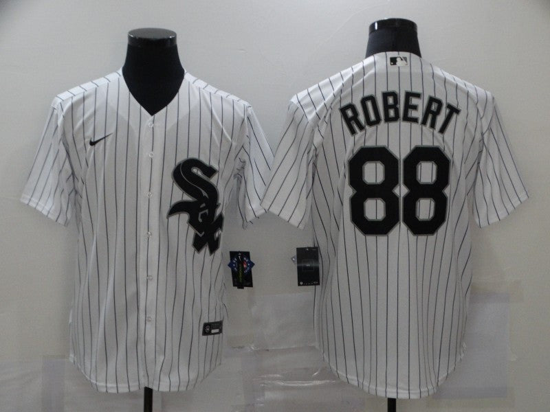 Luis Robert Chicago White Sox white jersey