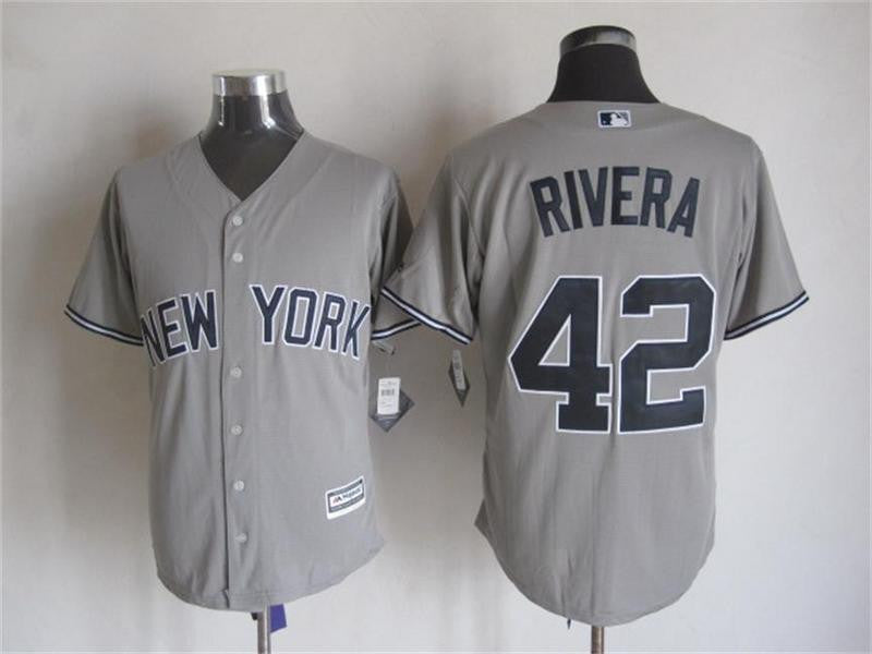 Mariano Rivera New York Yankees grey jersey