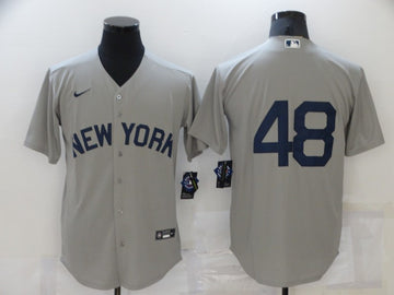 Anthony Rizzo New York Yankees gray jersey