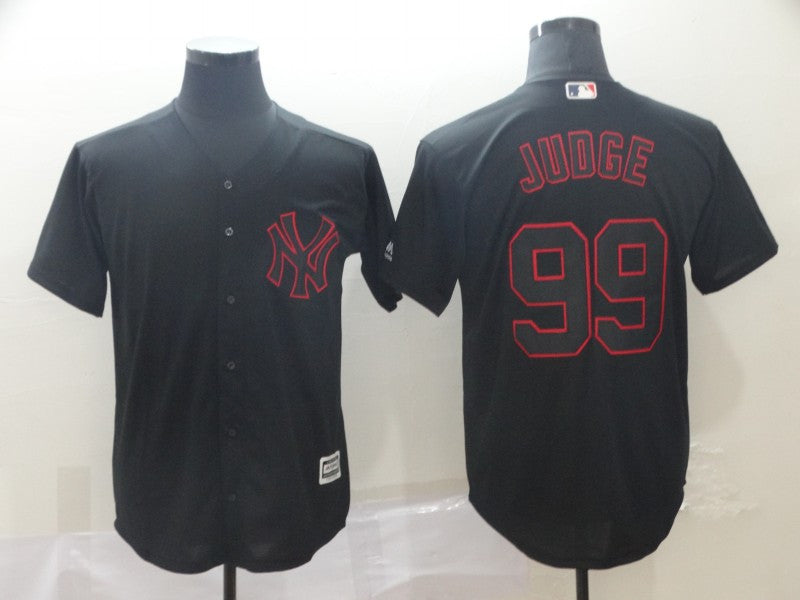 Aaron Judge New York Yankees black Legend jersey